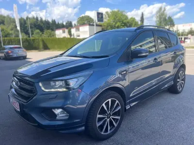 Gebraucht Ford Kuga ST-Line 175 PS (128 kW) 2019 Blau SUV