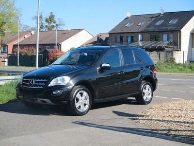 Second-hand Mercedes ML350 231 CP (169 kW) 2010 Negru SUV