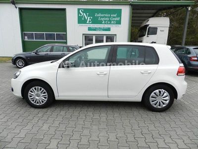 Usata VW Golf VI Style 105 CV (77 kW) 2011 Bianco Utilitaria