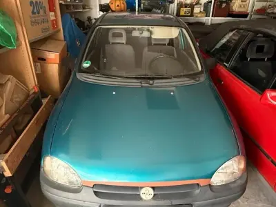 Second-hand Opel Corsa 45 CP (33 kW) 1994 Verde Hatchback
