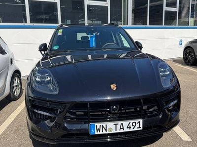 Porsche Macan S