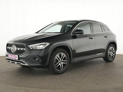 Kosmosschwarz Gebraucht 2022 Mercedes GLA200 Progressive SUV | 32.263 € (Guter Preis)