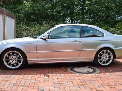 Silber Gebraucht 2006 BMW 320 Coupé | 13.650 €