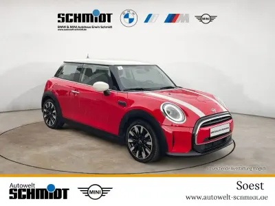 Gebraucht Mini Cooper Classic 136 PS (100 kW) 2021 Rot Kleinwagen