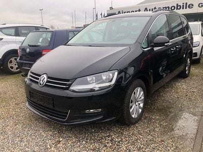 Gebraucht VW Sharan Comfortline 150 PS (110 kW) 2017 Schwarz Van / Kleinbus