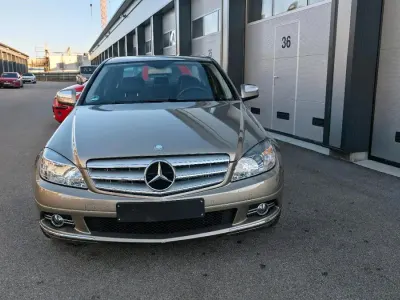 Gebraucht Mercedes C320 Avantgarde 224 PS (164 kW) 2007 Andere farben Limousine