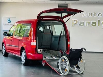 Używany VW Caddy Maxi Life Life 102 KM (75 kW) 2008 Czerwony Minivan