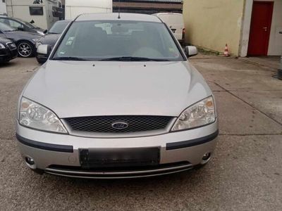 gebraucht Ford Mondeo 1.8 92 kW Ambiente Ambiente