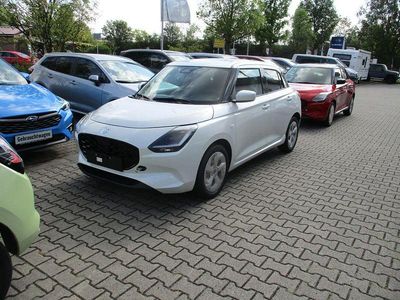 Neu Suzuki Swift Comfort 83 PS (61 kW) 2025 Weiß Kleinwagen