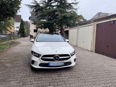 Gebraucht Mercedes A180 136 PS (100 kW) 2020 Weiß Kleinwagen