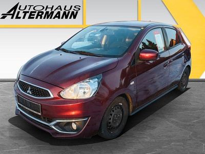 Rot Gebraucht 2018 Mitsubishi Space Star Edition Kleinwagen | 4.980 € (Fairer Preis)