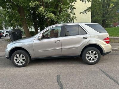 Mercedes ML280