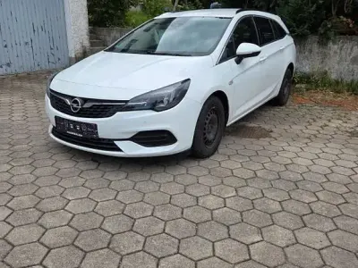 Gebraucht Opel Astra 131 PS (96 kW) 2020 Weiß Kombi