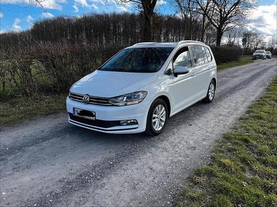 Gebraucht VW Touran 150 PS (110 kW) 2016 Weiß Van / Kleinbus