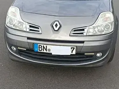Gebraucht Renault Modus Night&Day 111 PS (81 kW) 2012 Grau Van / Kleinbus