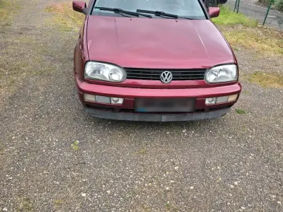 Gebraucht VW Golf III 90 PS (66 kW) 1995 Rot Kleinwagen
