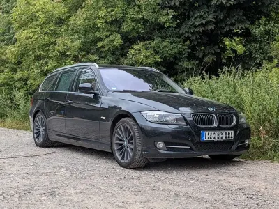 Usata BMW 325 Exclusive 204 CV (150 kW) 2010 Nero Station wagon