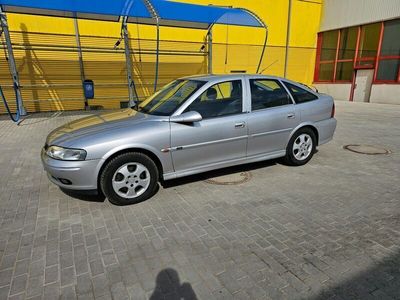 gebraucht Opel Vectra B CC 1.8 Benzin TÜV 02.2025