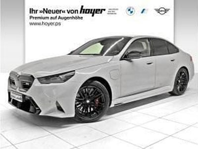 Neu BMW M5 Comfort Edition 728 PS (535 kW) 2025 Grau (brooklyn grau metallic) Limousine