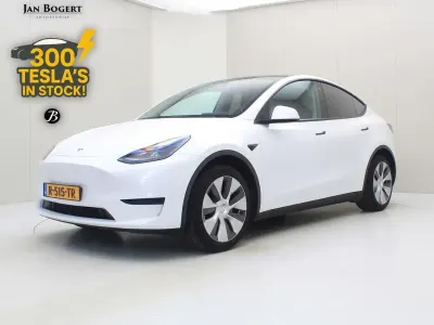 Begagnad Tesla Model Y Standard Range 250 kW (341 HK) 2022 Vit SUV