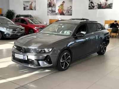Gebraucht Opel Astra 131 PS (96 kW) 2025 Grau Kombi