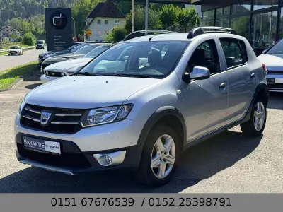 Używany Dacia Sandero Prestige 90 KM (66 kW) 2013 Srebrny SUV