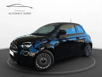 Gebraucht Fiat 500e Action 69 kW (95 PS) 2021 Schwarz Kleinwagen