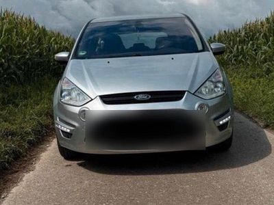 Gebraucht Ford S-MAX S 140 PS (102 kW) 2012 Silber Van / Kleinbus