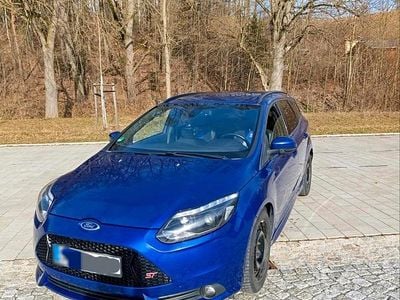 Gebraucht Ford Focus ST 250 PS (183 kW) 2014 Blau Kombi