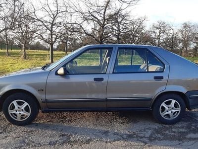 Gebraucht Renault R9 73 PS (53 kW) 1989 Beige Limousine