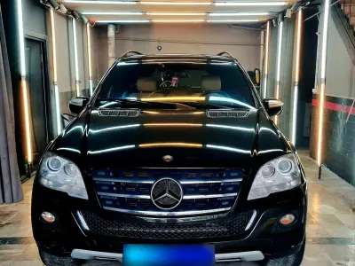Gebraucht Mercedes ML500 388 PS (285 kW) 2008 Schwarz SUV
