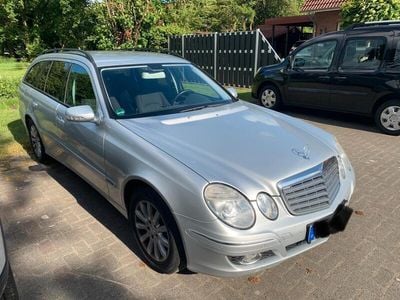 Mercedes E220