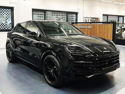 Gebraucht Porsche Cayenne 354 PS (260 kW) 2024 Schwarz SUV