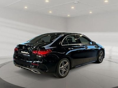 Second-hand Mercedes A200 AMG 150 CP (110 kW) 2024 Negru Berlinǎ