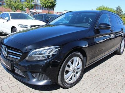 Gebraucht Mercedes C200 160 PS (117 kW) 2020 Schwarz Limousine