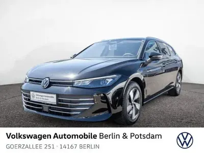 Gebraucht VW Passat R 150 PS (110 kW) 2025 Grenadillschwarz metallic Kombi