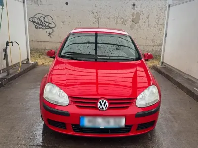 Gebraucht VW Golf V 2004 Rot Kleinwagen