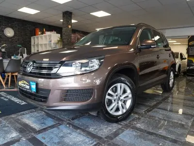 Gebraucht VW Tiguan Trendline 110 PS (80 kW) 2013 Braun SUV
