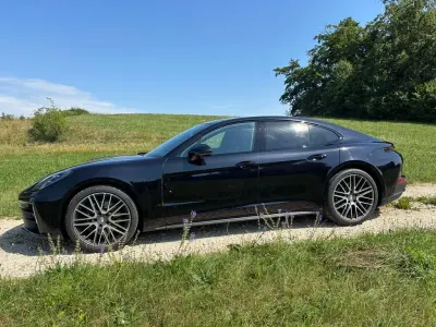 Gebraucht Porsche Panamera 4 354 PS (260 kW) 2025 Schwarz Kleinwagen