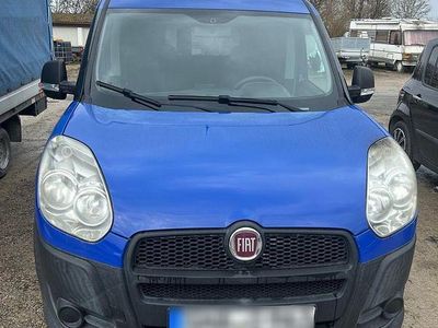 Gebraucht Fiat Doblò Easy 120 PS (88 kW) 2015 Blau Van / Kleinbus