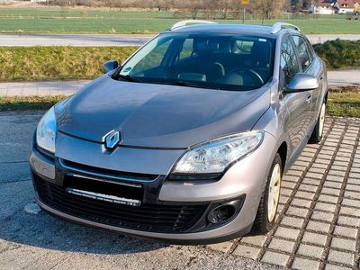 Gebraucht Renault Mégane III 110 PS (80 kW) 2014 Grau Kombi