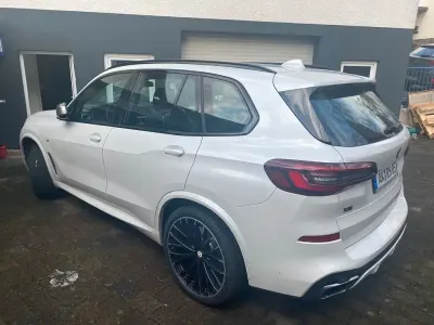 Usata BMW X5 M50 Sport Line 530 CV (389 kW) 2021 Bianco SUV