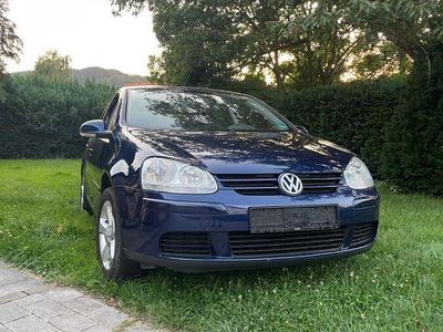 Blau Gebraucht 2004 VW Golf IV Trendline Limousine | 2.150 € (Fairer Preis)