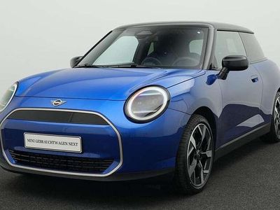 Usata Mini Cooper Favoured 135 kW (184 CV) 2024 Blu Utilitaria