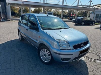 Usata Ford Fusion 101 CV (74 kW) 2004 Blu Utilitaria