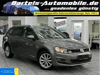 Usata VW Golf VII LOUNGE 110 CV (80 kW) 2015 Verde Station wagon