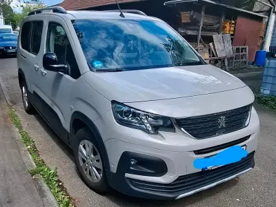 Gebraucht Peugeot Rifter Allure 131 PS (96 kW) 2021 Grau Van / Kleinbus