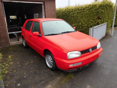 Gebraucht VW Golf III Family 75 PS (55 kW) 1997 Rot Kleinwagen