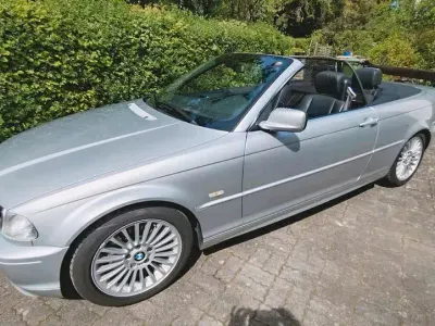 Gebraucht BMW 325 Cabriolet 192 PS (141 kW) 2001 Silber Cabrio