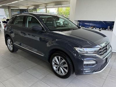 Gebraucht VW T-Roc Style 116 PS (85 kW) 2020 Grau SUV